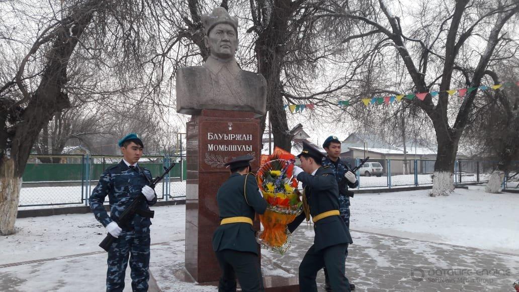 Бауыржан Момышұлы туғанына 108жыл