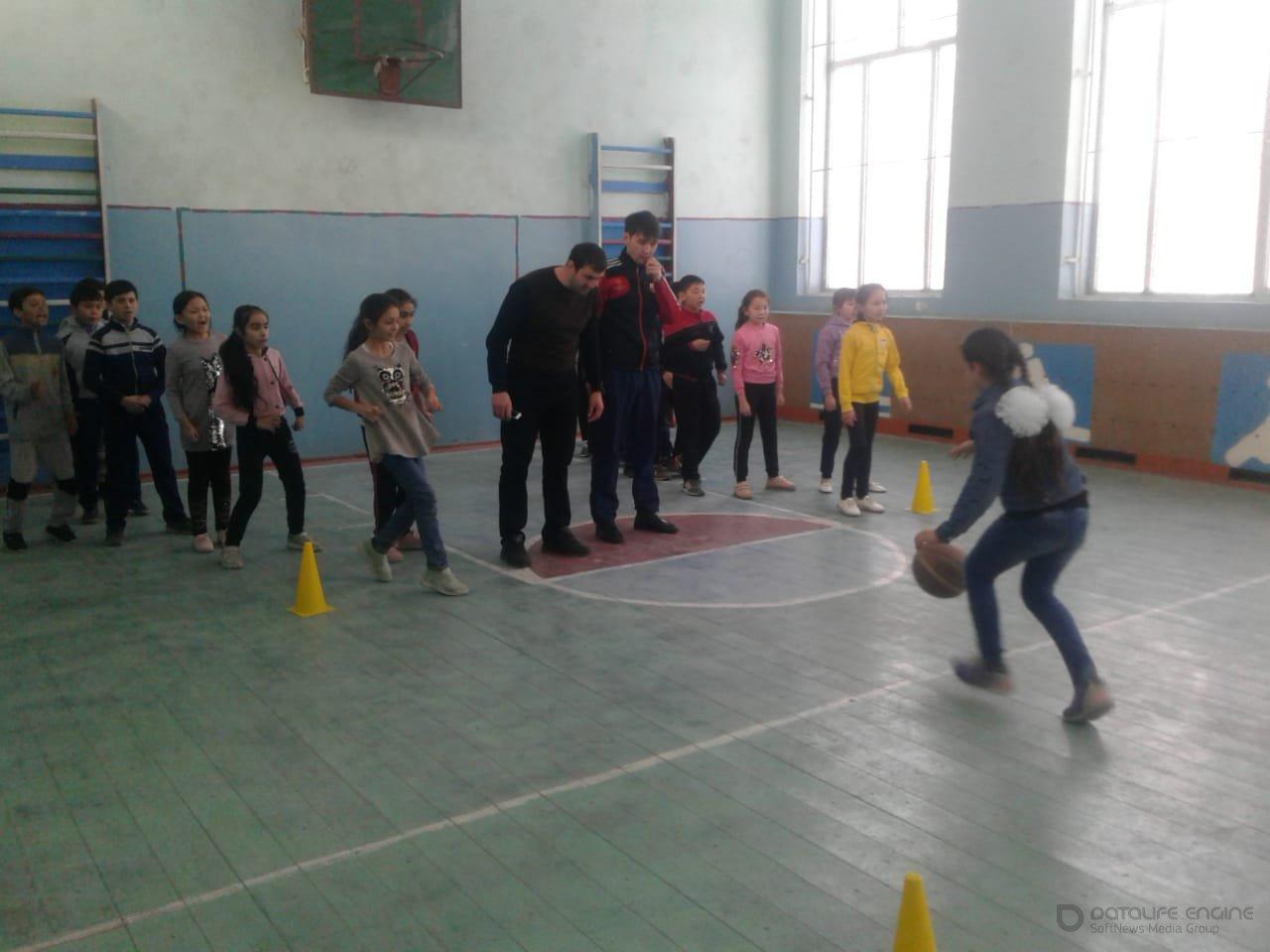 Эстафеталық ойындар