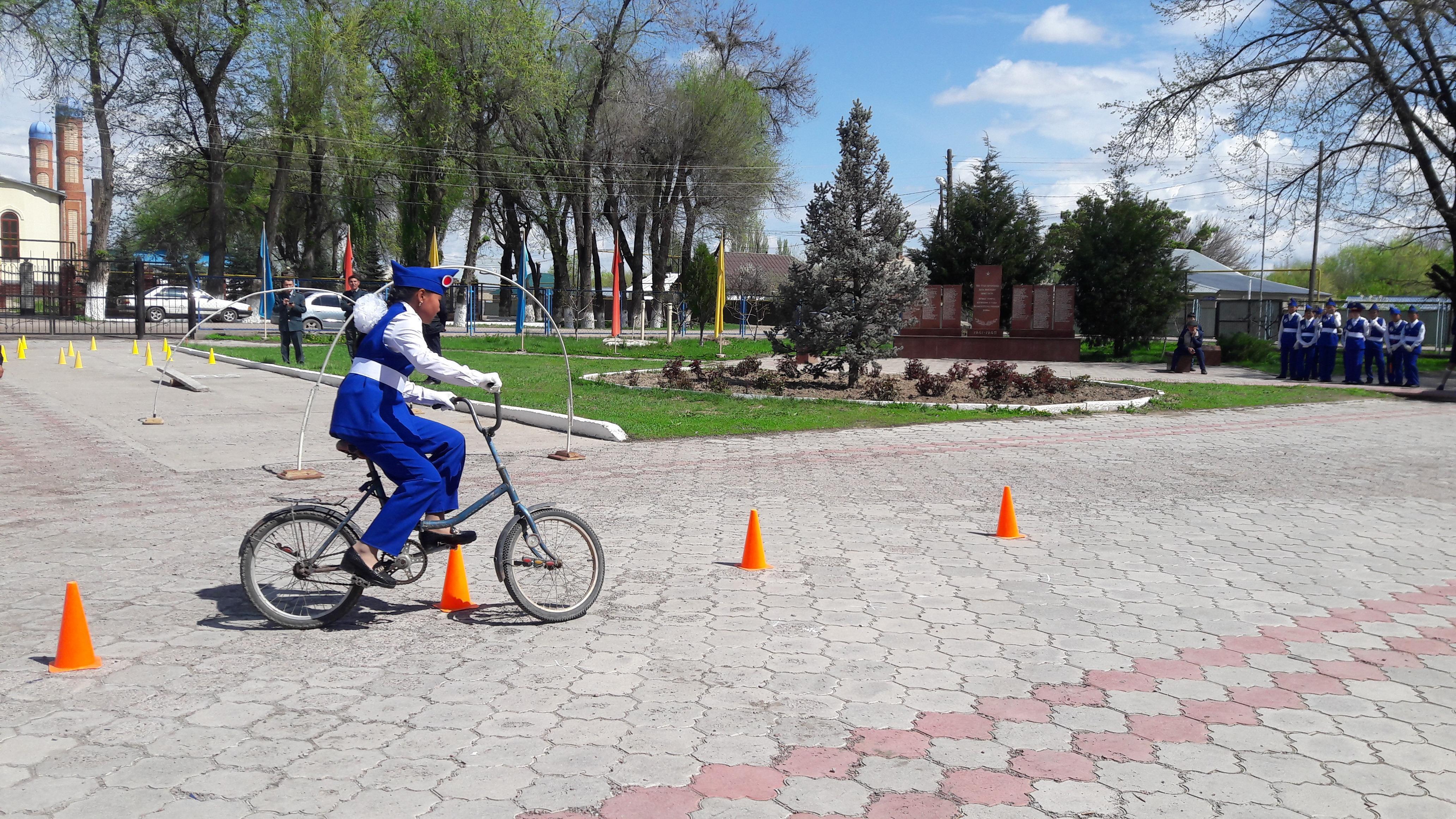 "Қауіпсіз мектеп автобусы" акциясы