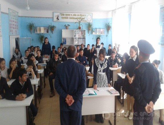 «Зорлық-зомбылықсыз балалық шақ» тақырыбында сынып сағаттары