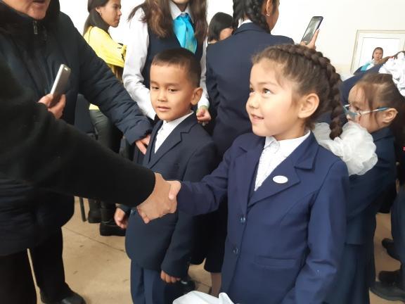 Тәуелсіздік күніне орай Республикалық біріңғай «Жас Қыран» және «Жас Ұлан» балалар мен жасөспірімдер ұйымына қабылдау рәсімі. Тәуелсіздік күніне орай Республикалық біріңғай «Жас Қыран» және «Жас Ұлан» балалар мен жасөспірімдер ұйымына қабылдау рәсімі.