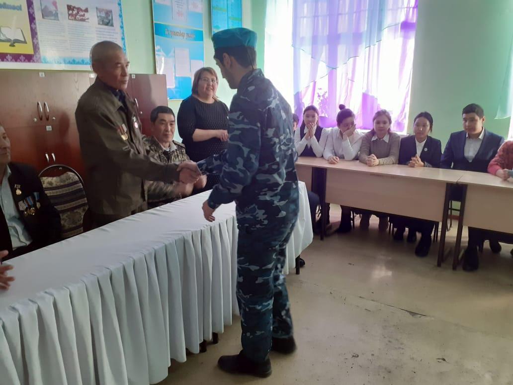 «Ұрпаққа үлгі болған ерлік» тақырыбында дөңгелек үстел