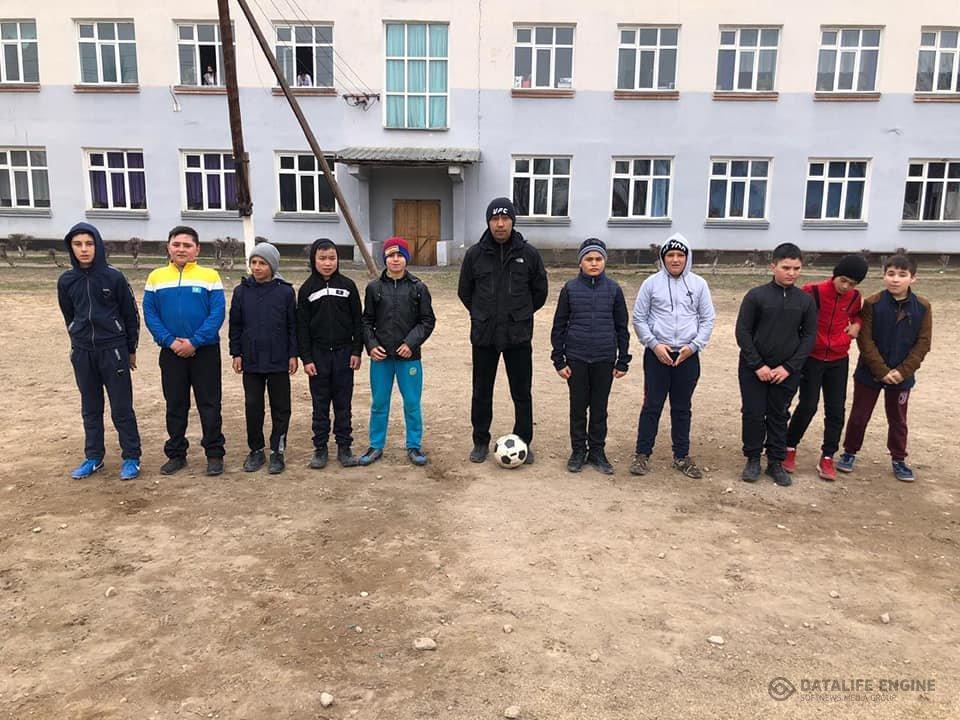 Мектепішілік футбол