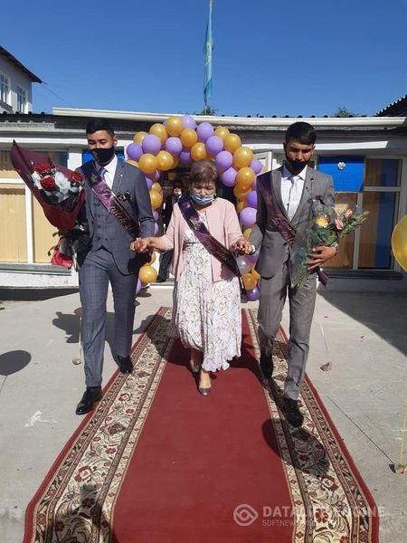 "Сәт сапар, жас түлек!"