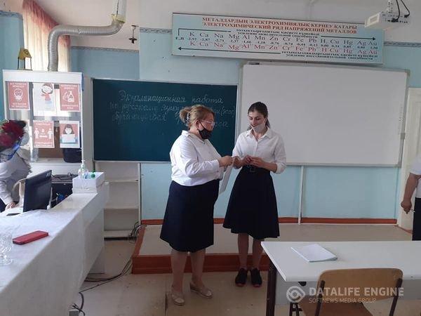 11(12) -сынып білім алушылардың қорытынды аттестау қазақ тілі және орыс тілінен эссе жазу