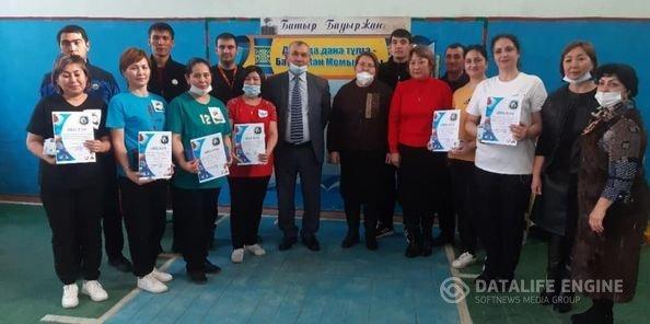 " Алаштың айбыны-Бауыржан Момышұлы"  тақырыбында мұғалімдер арасында  спорттық эстафета